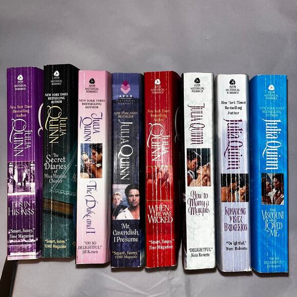 Julia Quinn Historical Romance Bundle Lot of 8 Bridgerton Paperbacks - Picture 3 of 3